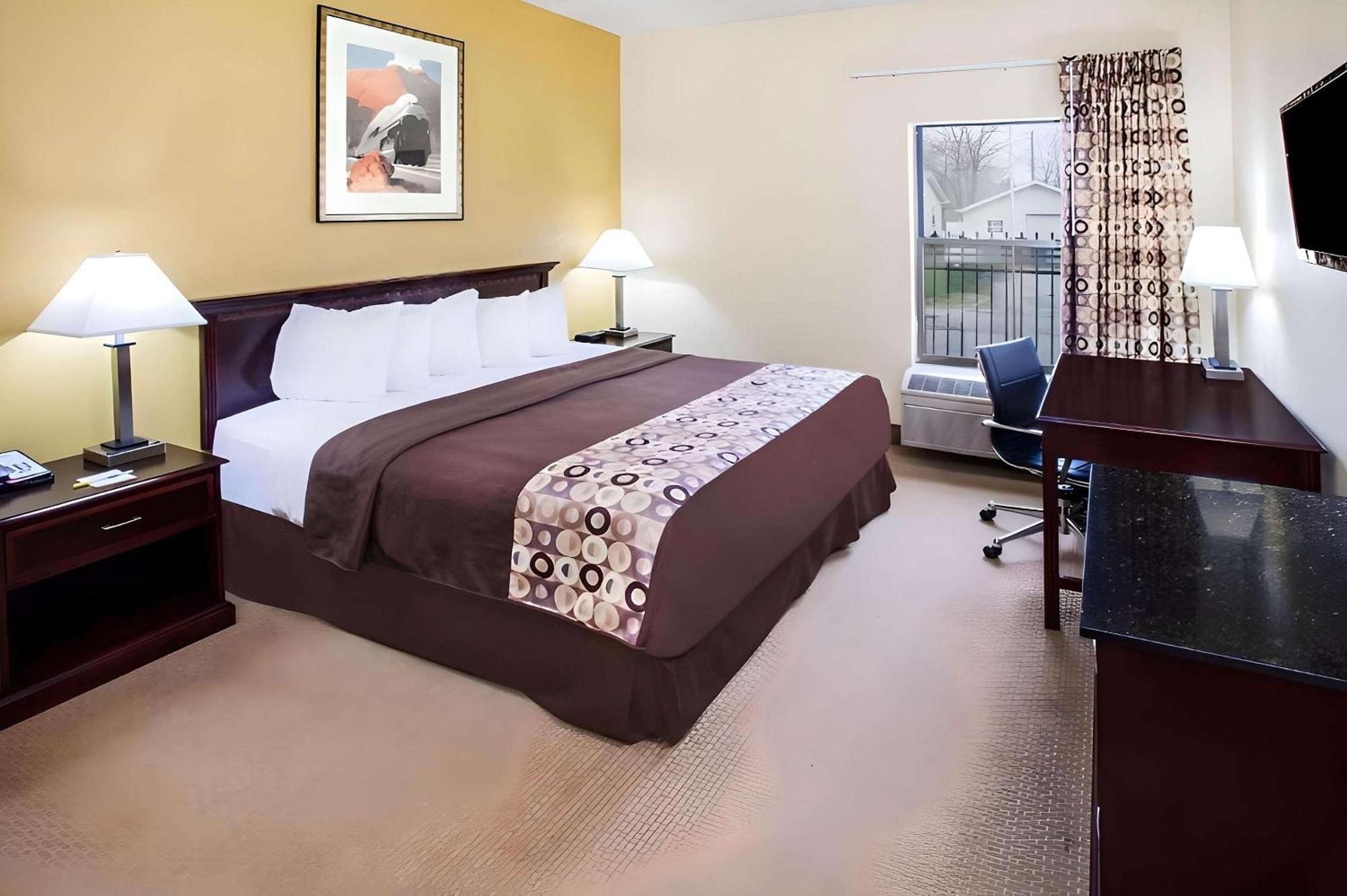 Halsted Inn And Suites Harvey - Chicago Southland Bagian luar foto